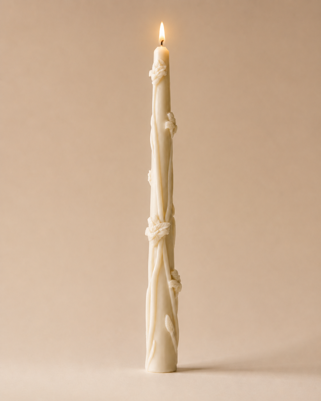 Wavy Rod Candle lit