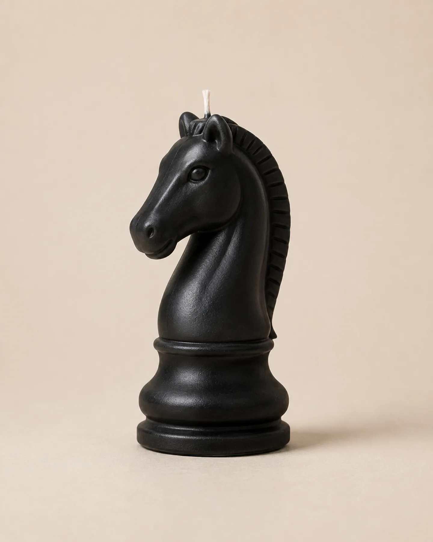 Knight Candle handmade candle by Yuraa Scent