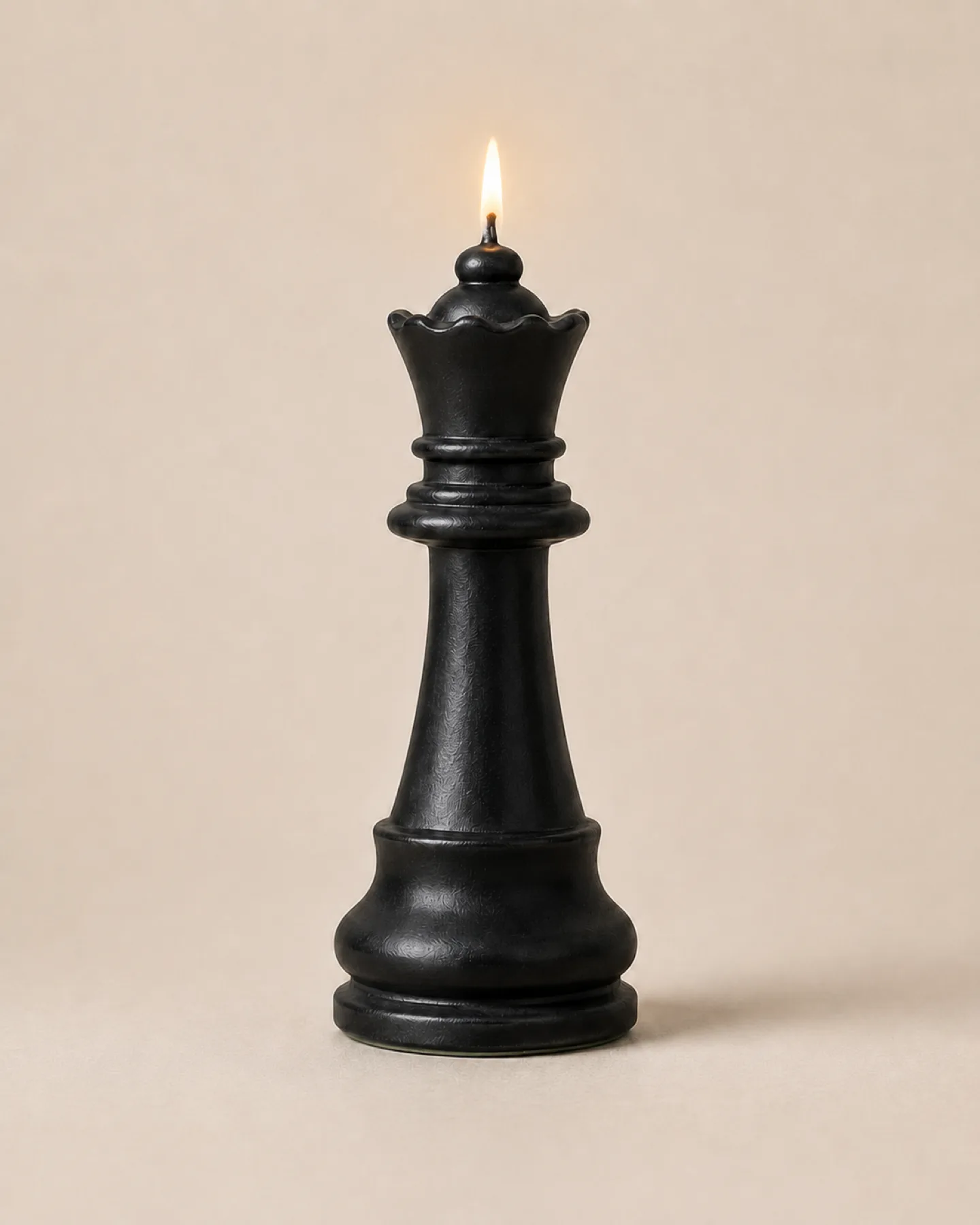 Queen Candle lit